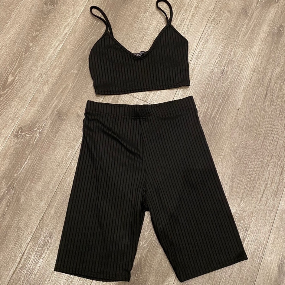 Top crop and biker shorts